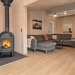 5 Star Holiday Home In Oster Assels Nyaraló