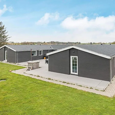 24 Person In Ster Assels Holiday home